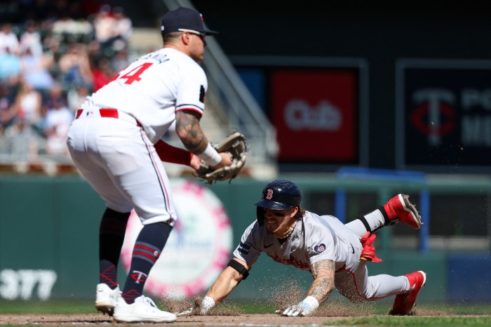 Braves face Red Sox looking to get back on track | Reuters Skidding braves red sox face off interleague series opener