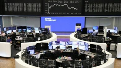 Stoxx 600 edges down us trade uncertainties set monthly gains