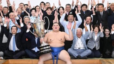 Onosato attains yokozuna rank record time