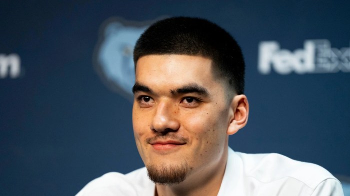 Grizzlies Insider: Zach Edey liked Memphis. Let him show why you should ... Report grizzlies c zach edey undergo ankle surgery