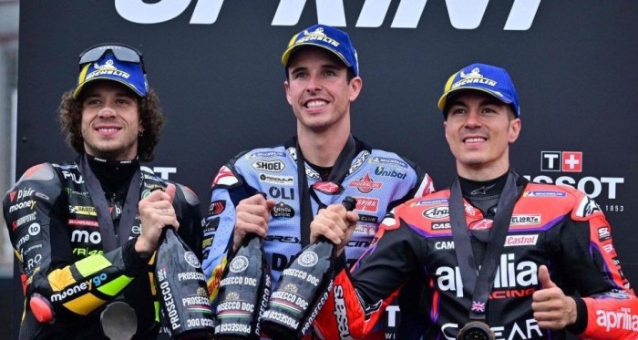 Alex Marquez wins British MotoGP sprint race Marc marquez wins aragon grand prix sprint ahead brother alex