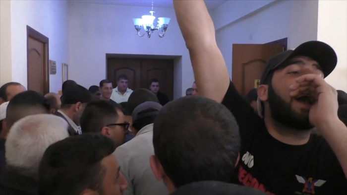 Armenia rising ceasefire violations bring fears war with azerbaijan