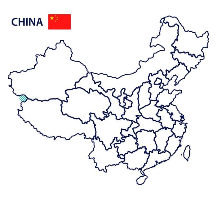 她领着我在重庆南岸江边散步-爱卡汽车网论坛 Chinas catl partner with maersk unit develop advanced battery products