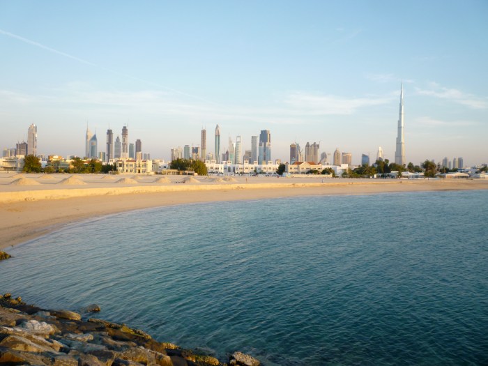 Fotos gratis : horizonte, rascacielos, Monumento, Paisaje urbano ... Dubais stock index rises logs second straight session gains