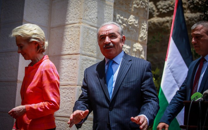 Palestinians met requirements for Israel to extend banking waiver ... Israeli finance minister orders cancellation waiver cooperation with palestinian