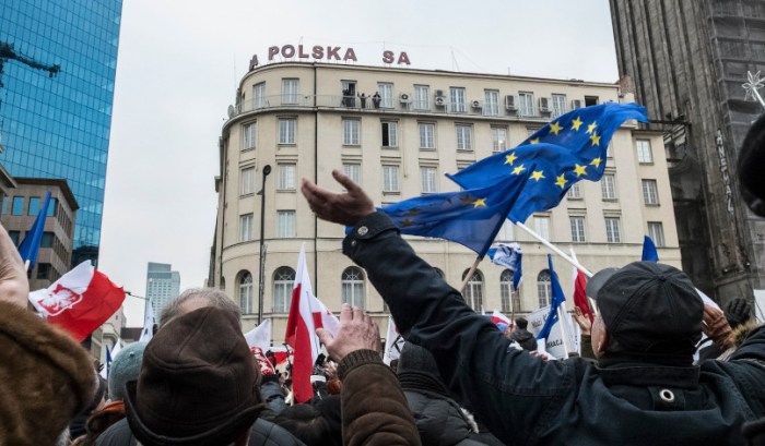 Poland’s presidential election: Political chaos and divides on Europe ... Polands high stakes presidential vote pits pro eu centrist against maga