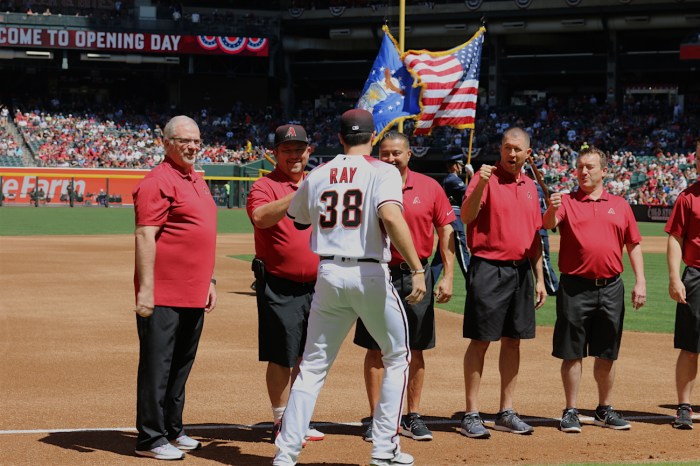 Robbie ray first nl pitcher 8 wins giants edge padres