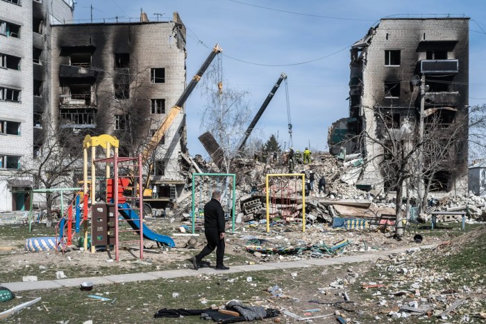 Ukraine war: Civilians killed in Russian strike on Ukraine homes - BBC News Ukraine says it hit russias bridge crimea with underwater explosives