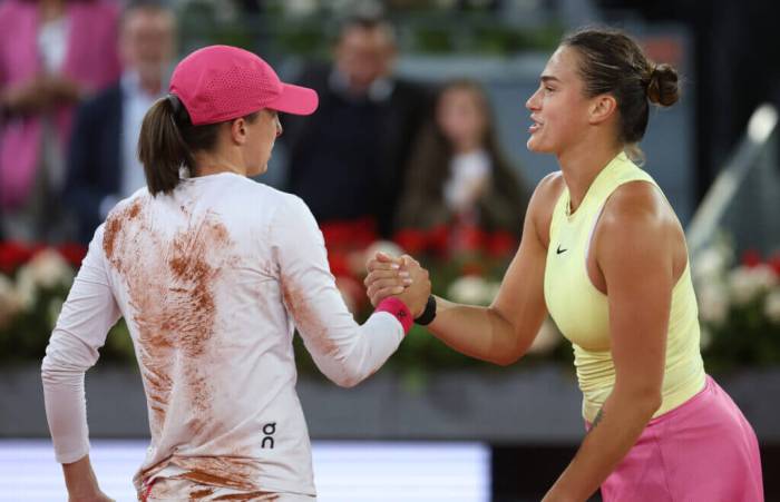 Sabalenka weathers zheng storm reach french open semi finals