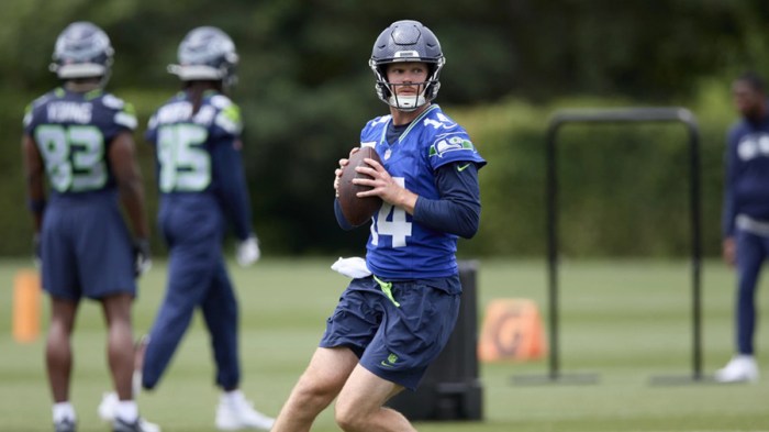 Report seahawks extend p michael dickson through 29