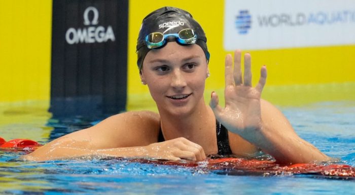 McIntosh records world's fastest 200m free time of 2024 at Canadian ... Mcintosh posts second fastest 200 butterfly all time canadian trials