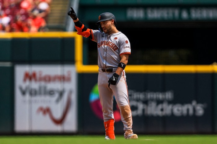 Robbie Ray, D-backs lose opener to Giants Robbie ray giants look series split with padres