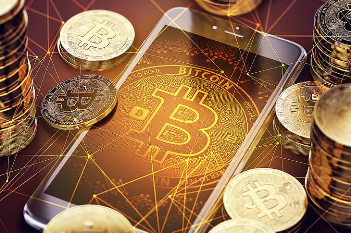Crypto funds assets hit record high investors hedge diversify