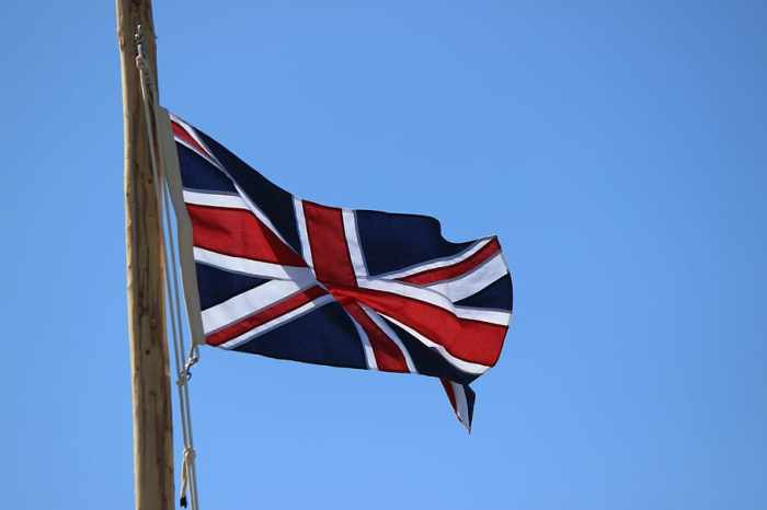 Queen Elizabeth II Great Court — Wikipédia British columbia investment buys stake kkrs pinnacle towers