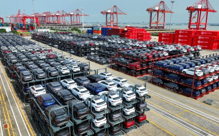 China's EV makers BYD, Nio, Li boost July sales | Automotive News Europe Chinas ev makers turn byd price war escalates