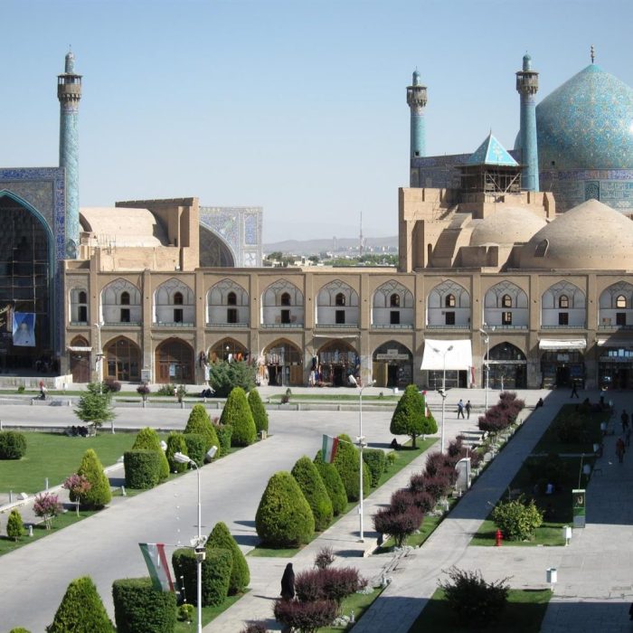 Iran will not compromise right enrichment says official