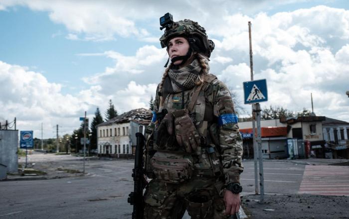 Ukraine says it shot down russian su 35 fighter jet