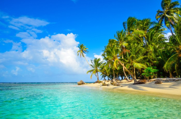 El paraíso turquesa en 365 islas en San Blas (esto también es Panamá ... Panama removes over 650 ships registry amid sanctions stricter rules