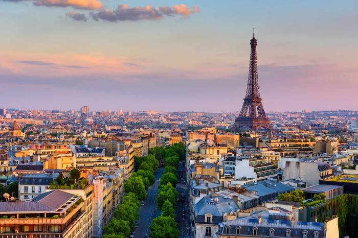 5 New Reasons to Visit Paris | Travel Insider Paris welcomes its champions champs elysees
