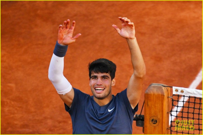 Alcaraz stops shelton returns french open quarter finals