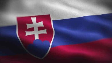 Slovak refiner will continue supplies czech republic after sanctions waiver ends